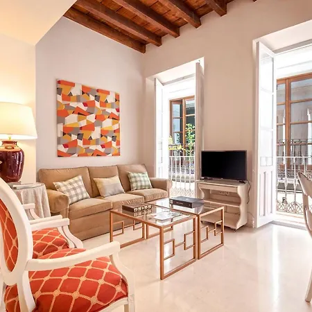 Genteel Santa Cruz Apartment *
