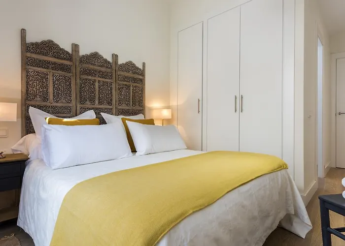 Genteel Santa Cruz Siviglia